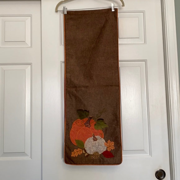 NWOT Harvest Table Runner - Picture 1 of 4